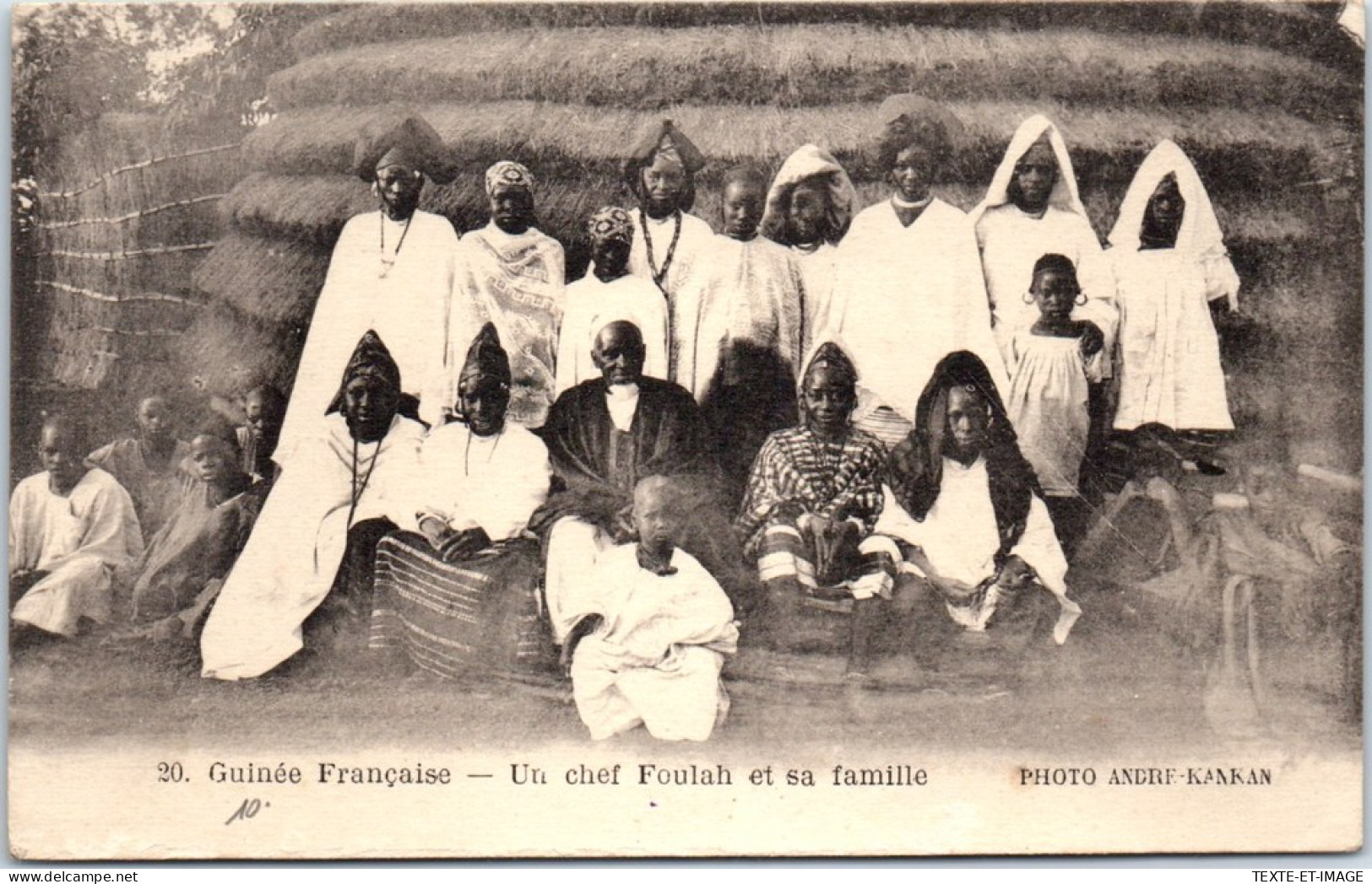 GUINEE - Un Chef Foulah & Sa Famille.  - Guinée