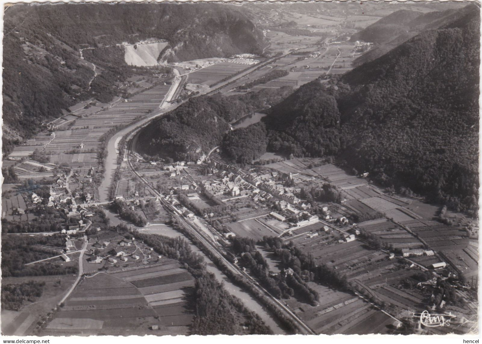 AIGUEBELLE. Vue Aérienne - Aiguebelle