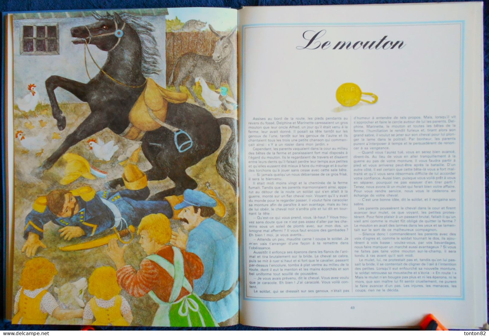 Marcel Aymé - Les Contes Bleus du Chat Perché - Illustré par Éléonore Schmid - Gallimard - ( 1978 ) .