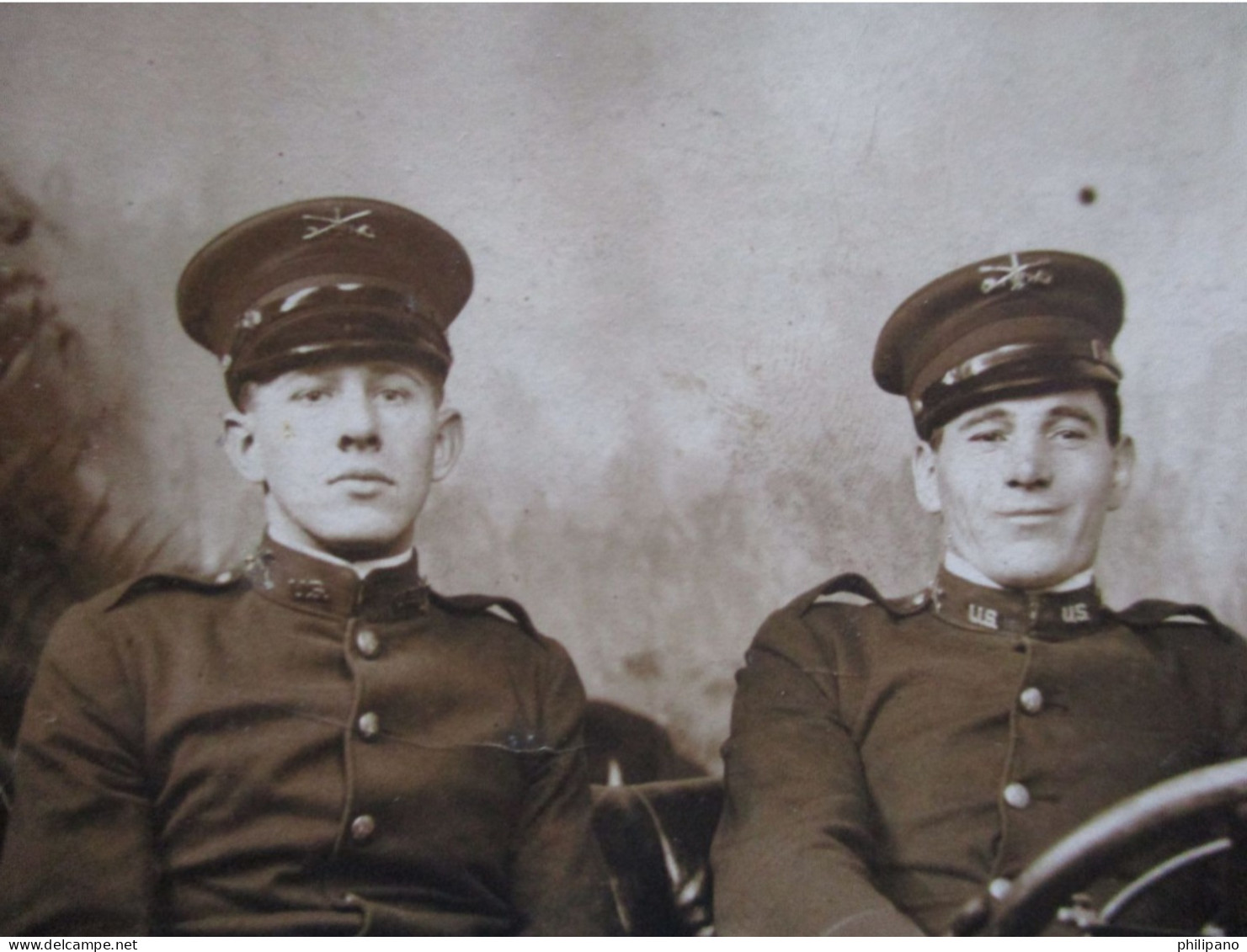 RPPC  Studio Soldiers In Auto.     Ref 6377 - Equipment