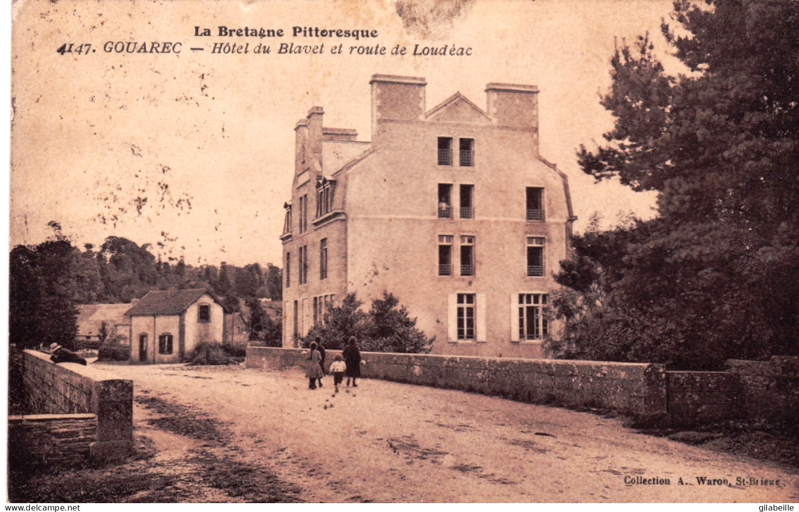 22 - Cotes D Armor - GOUAREC - Hotel Du Blavet Et Route De Loudeac - Gouarec