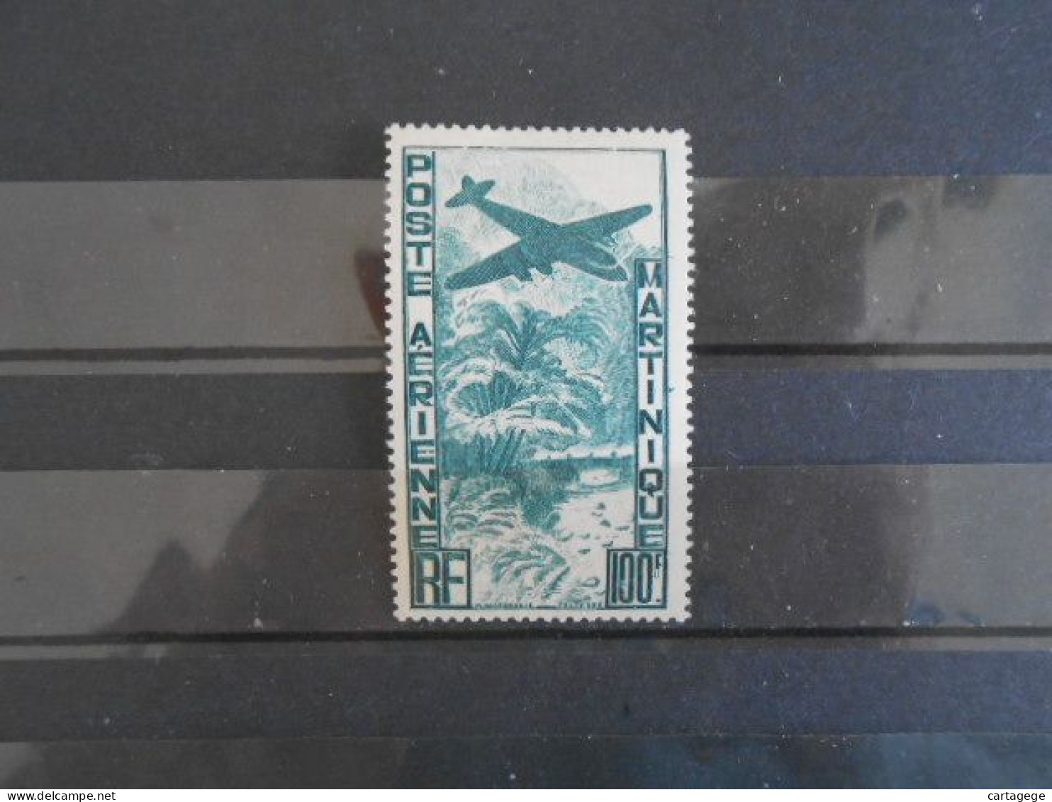 MARTINIQUE YT PA14  POSTE AERIENNE 100f. Vert-bleu* - Airmail