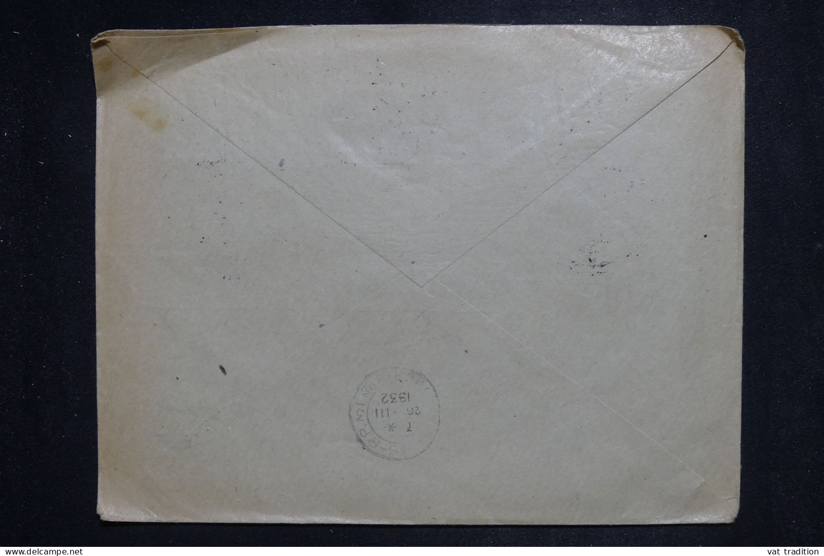 TCHECOSLOVAQUIE - Enveloppe Commerciale De Praha Pour Paris En 1932 - L 151585 - Covers & Documents