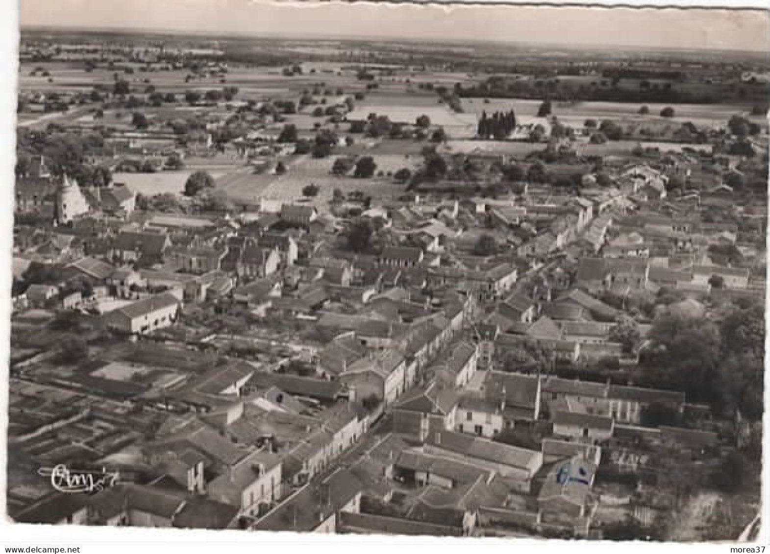 MONTS SUR GUESNES  Vue Aérienne - Monts Sur Guesnes