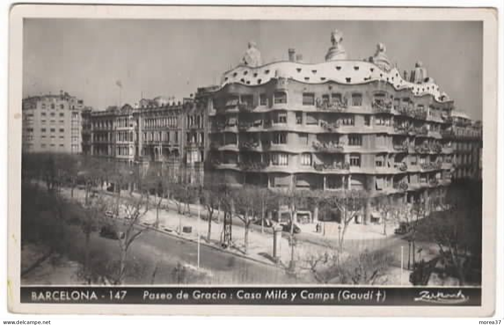 BARCELONA  Paseo De Gracia Casa Milà Y Camps - Barcelona