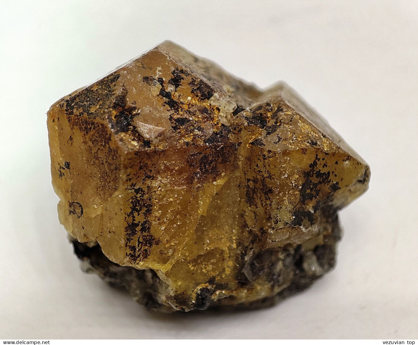 Scheelite Crystal Cluster. Rarity! - Minerales