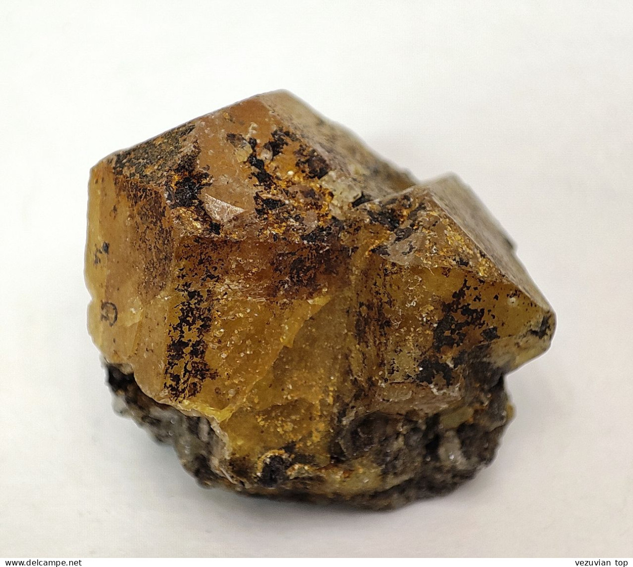 Scheelite Crystal Cluster. Rarity! - Mineralien