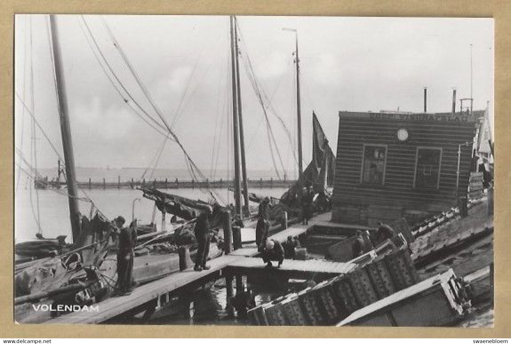 NL.- VOLENDAM. HAVEN. ONGELOPEN. - Volendam