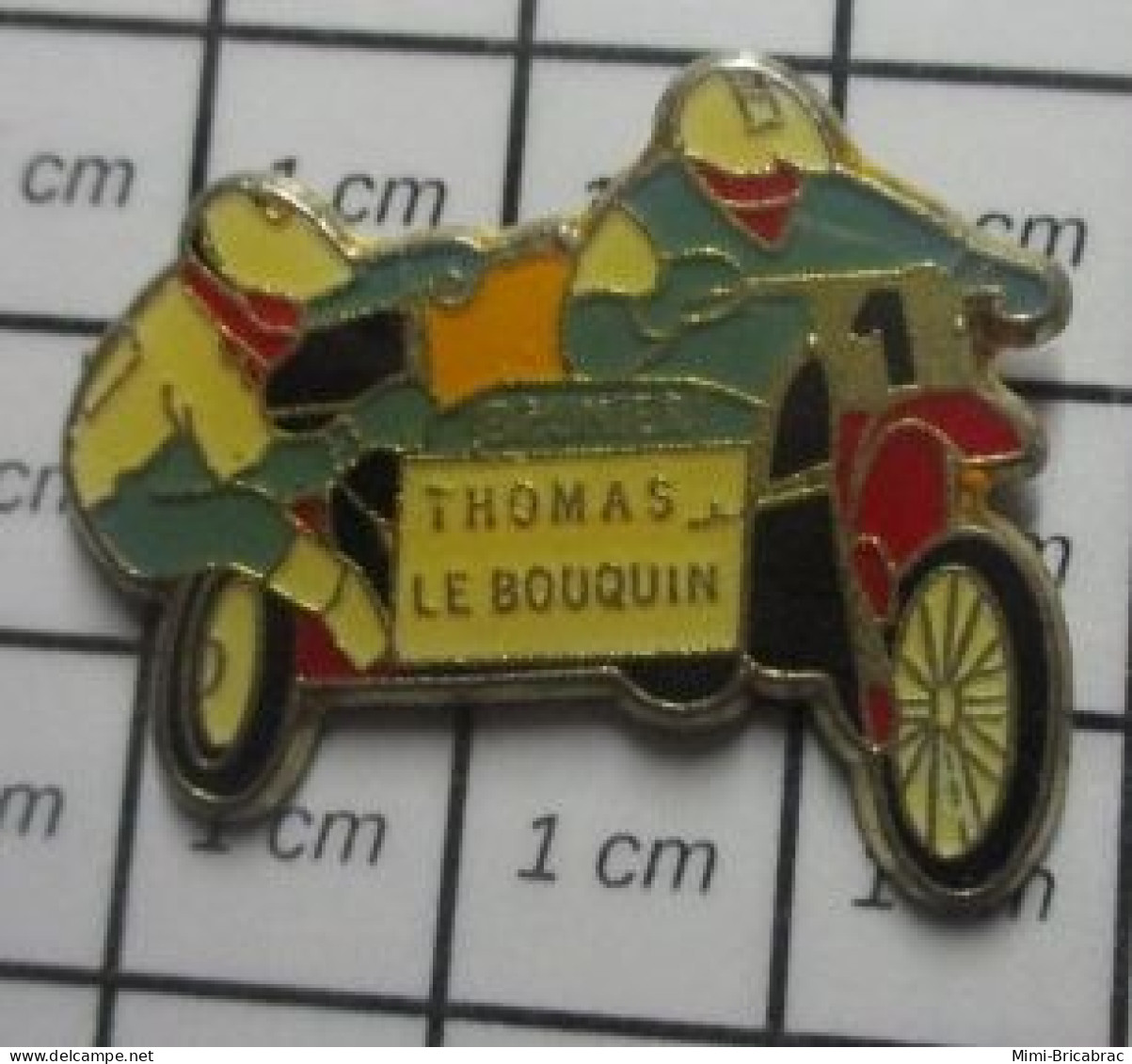 615e Pin's Pins / Beau Et Rare / MOTOS / SIDE-CAR EQUIPAGE THOMAS LE BOUQUIN - Motorbikes