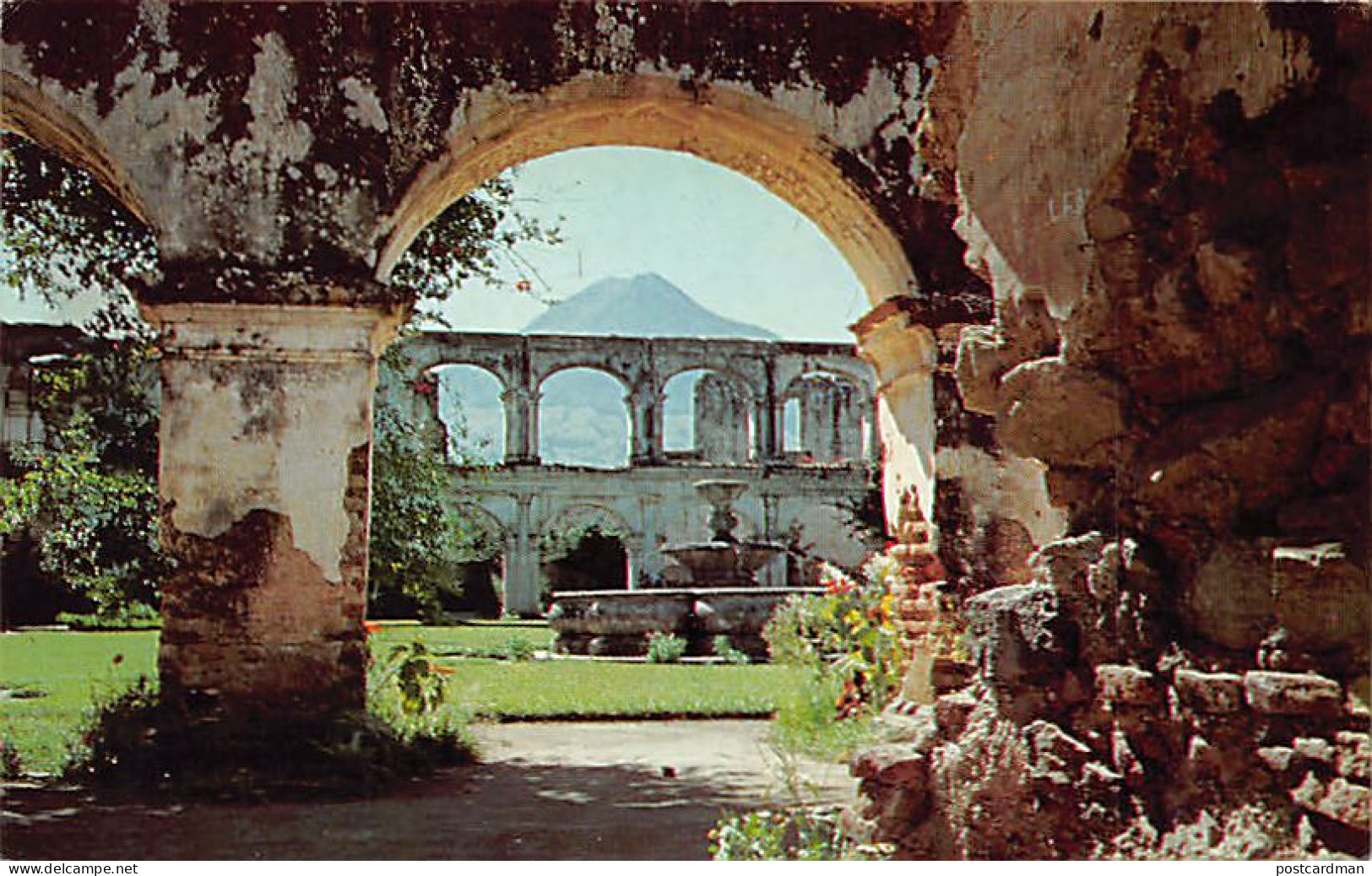 ANTIGUA GUATEMALA - Ruinas De Santa Clara - Publ. B. Zadik Y Cia  - Guatemala