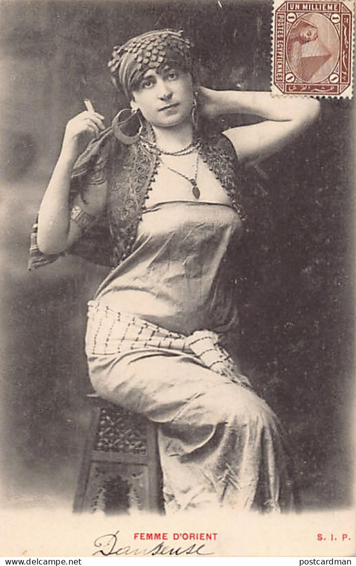 Egypt - Oriental Woman (smoking A Cigarette) - Publ. S.I.P.  - Personnes