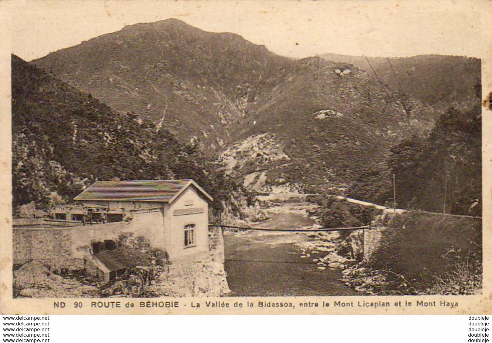 D64  BEHOBIE  La Vallée De La Bidassoa, Entre Le Mont Licaplan Et Le Mont Haya  ..... - Béhobie