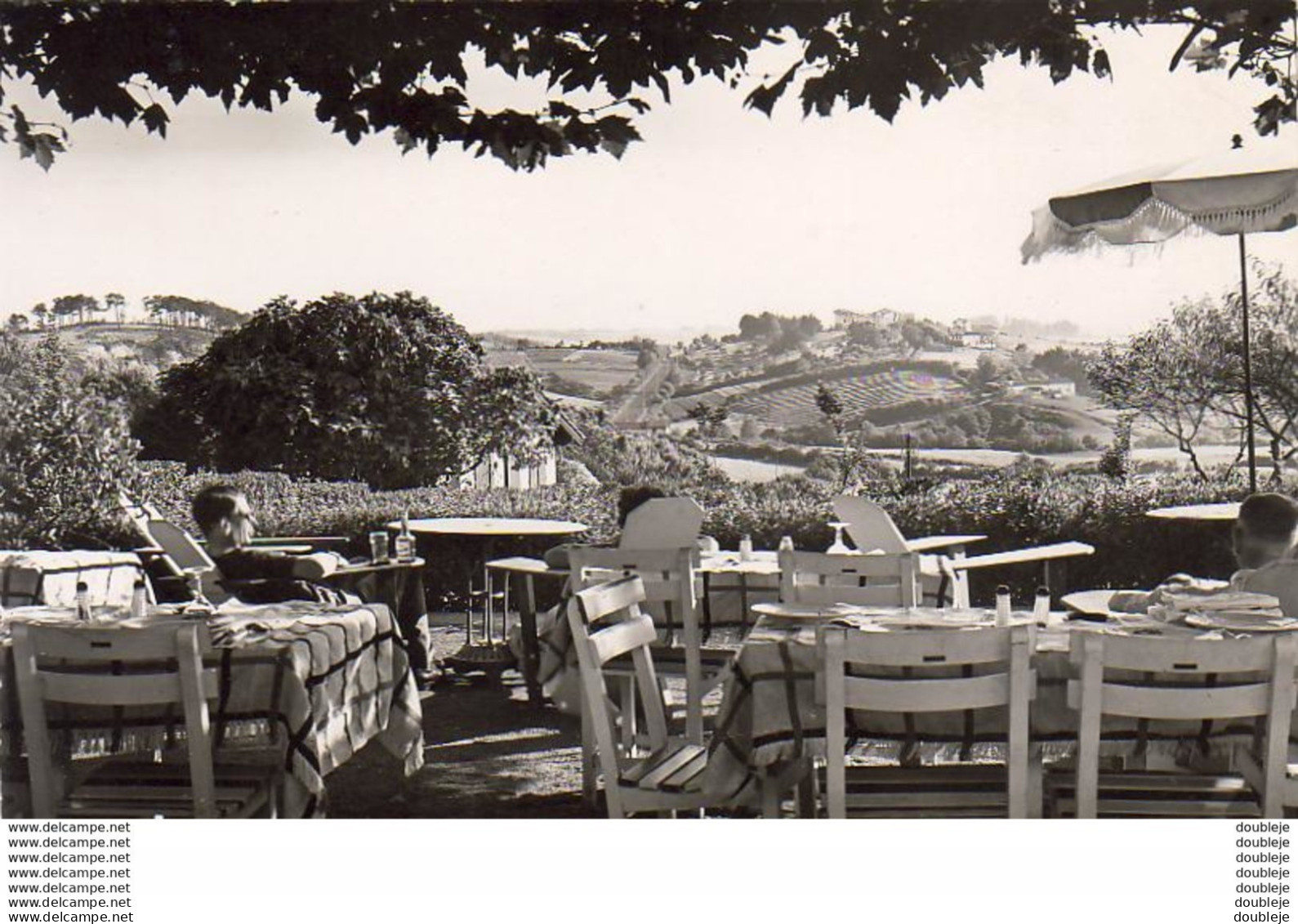 D64  GUETHARY  L' Hôtel PERERIA- Sa Terrasse, Vue Vers Les Pyrénées  ..... - Guethary