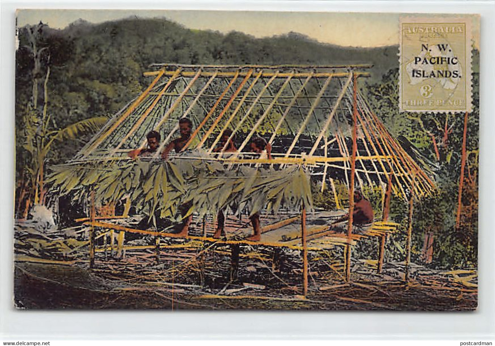 Papua New Guinea - Kai Natives Building A House - Publ. Neuendettelsauer Mission - Papua Nueva Guinea