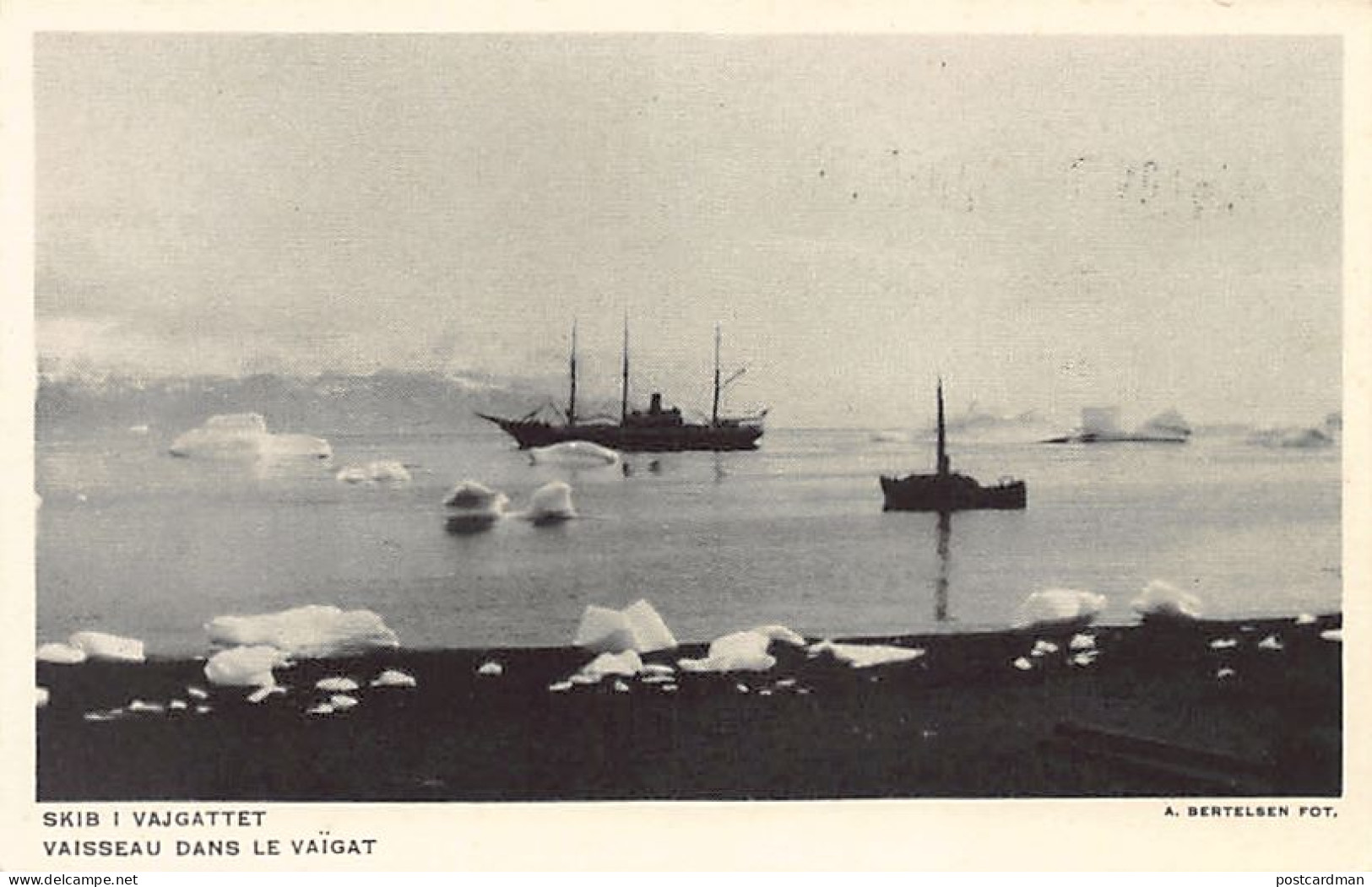GRØNLAND Greenland - Ship In The Vajgatt Archipelago - Publ. Administration Du Groenland - Egmont H. Petersen  - Grönland