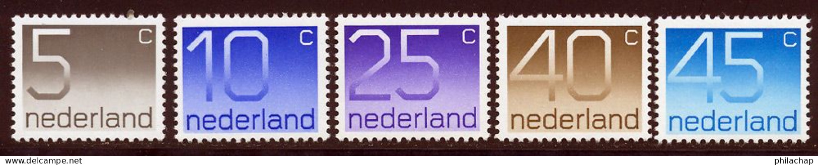 Pays-Bas 1976 Yvert 1041 / 1045 ** TB - Nuevos