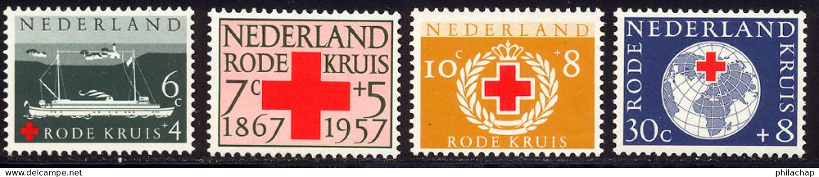 Pays-Bas 1957 Yvert 674 / 677 ** TB - Neufs