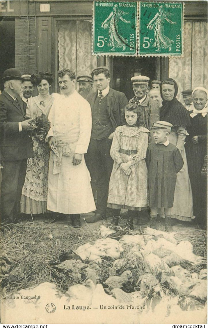 28 LA LOUPE. Un Coin Du Marché 1911 - La Loupe