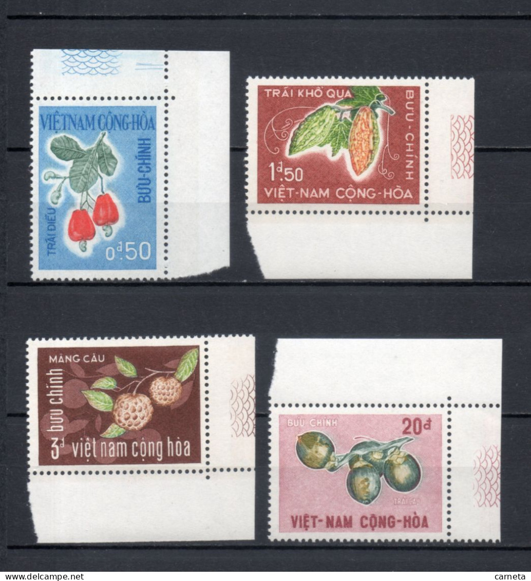 VIETNAM DU SUD   N° 304 à 307    NEUFS SANS CHARNIERE COTE 7.50€     FRUIT FLORE - Vietnam