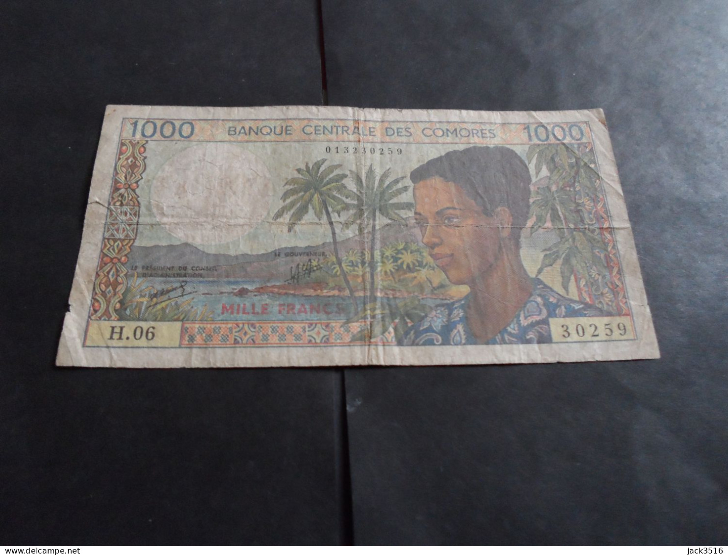 Comores: Billet 1000 Francs 1976 - Comoren