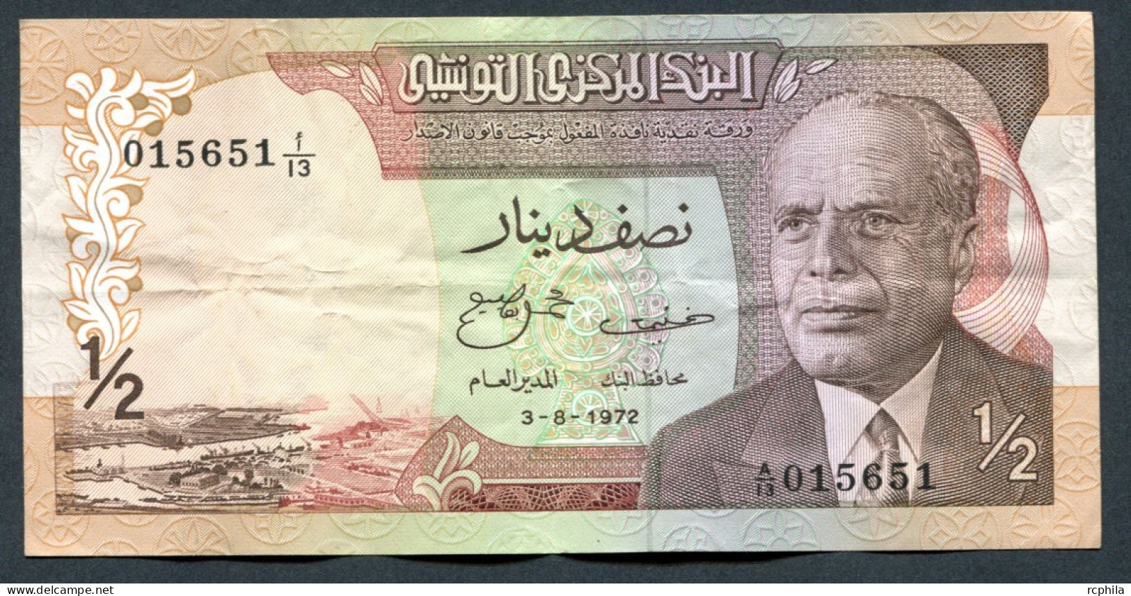 RC 27441 TUNISIE BILLET DE 1/2 DINAR EMIS LE 3-8-1972 - Tunisie