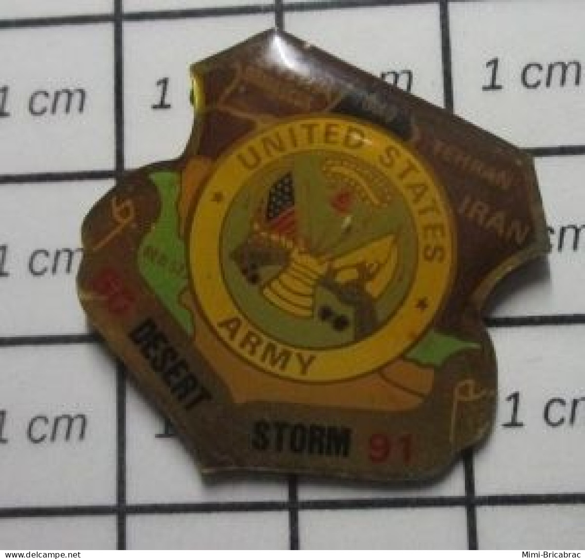 713A Pin's Pins / Beau Et Rare / MILITARIA / US ARMY BLASON ARMOIRIES DESERT STORM - Army