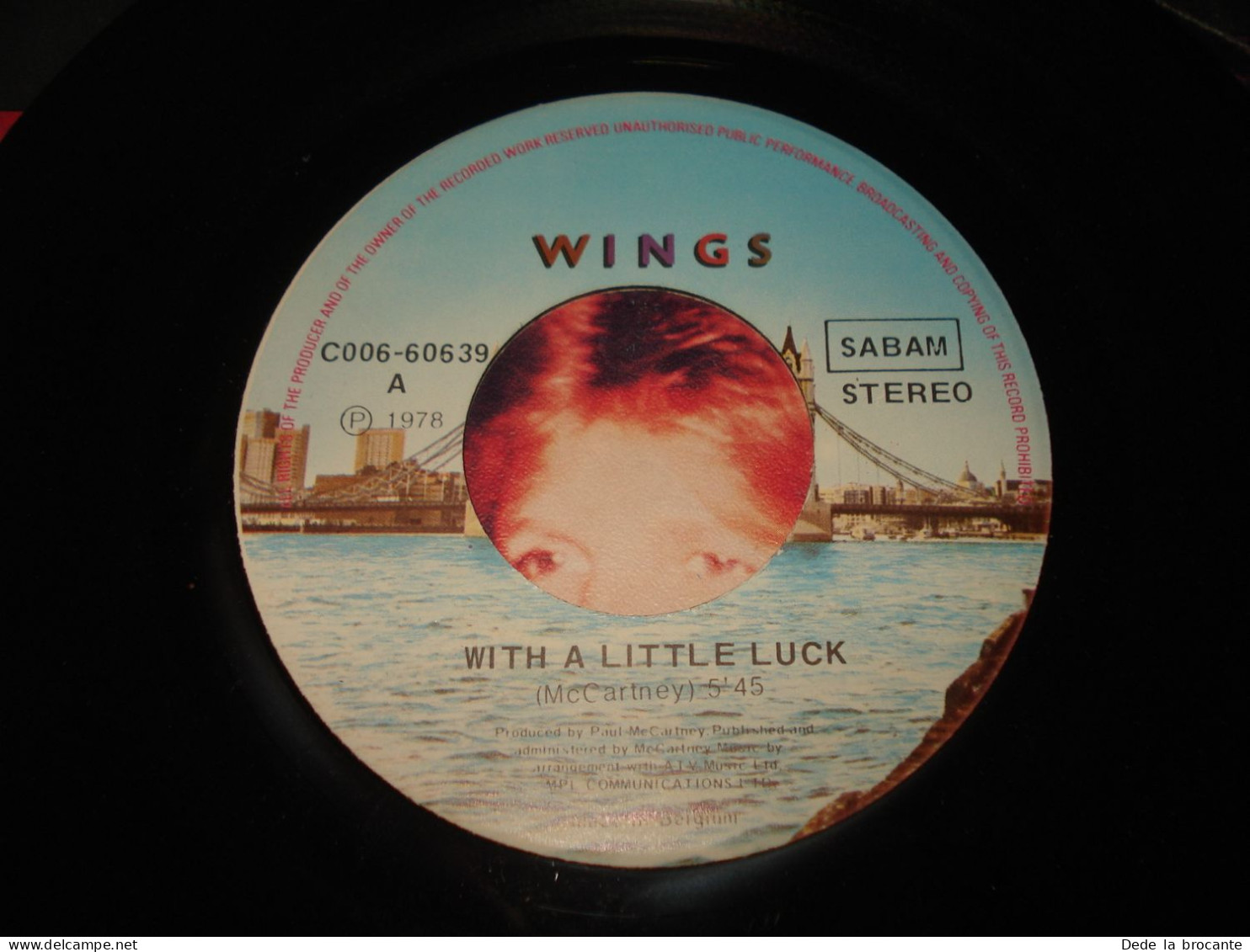 B14/  Lot De 2 SP  -  Wings - With A Little Luck + Silly Love Songs  -- VG+ - Disco, Pop
