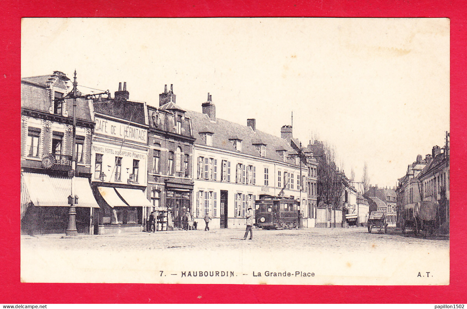 F-59-Haubourdin-02A25  La Grande Place, Café, Tramway, Cpa BE - Haubourdin