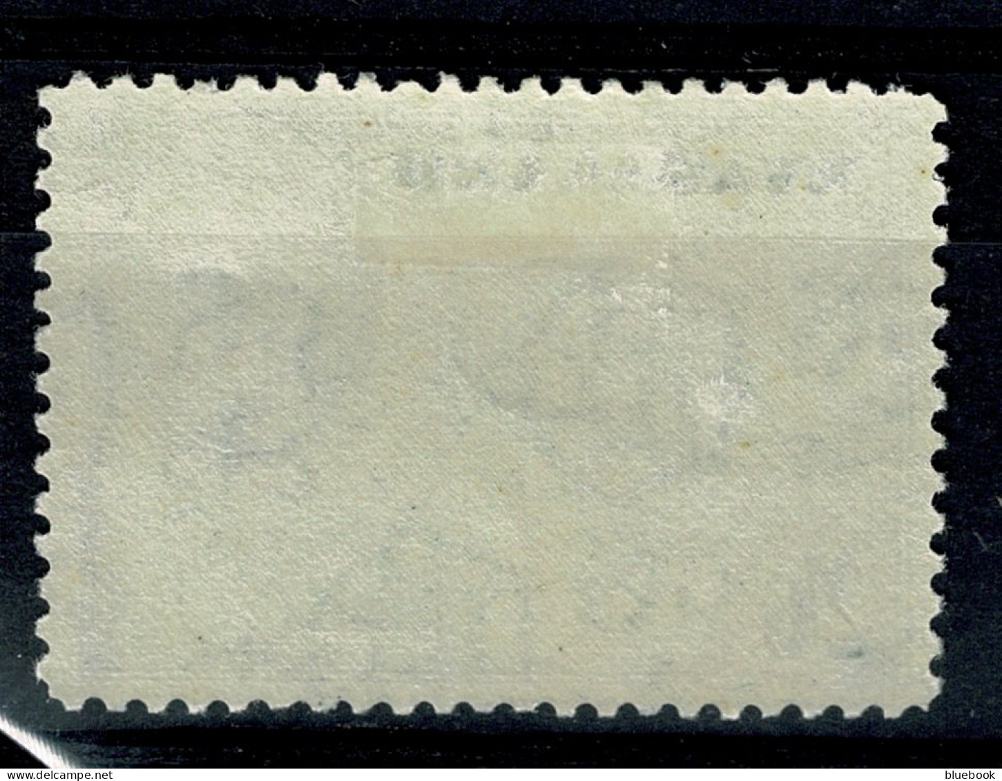 Ref 1640 - Nyasaland 1945 KGVI - 2s/6d Stamp - Growing Tobacco - Mounted Mint SG 154 - Nyasaland (1907-1953)