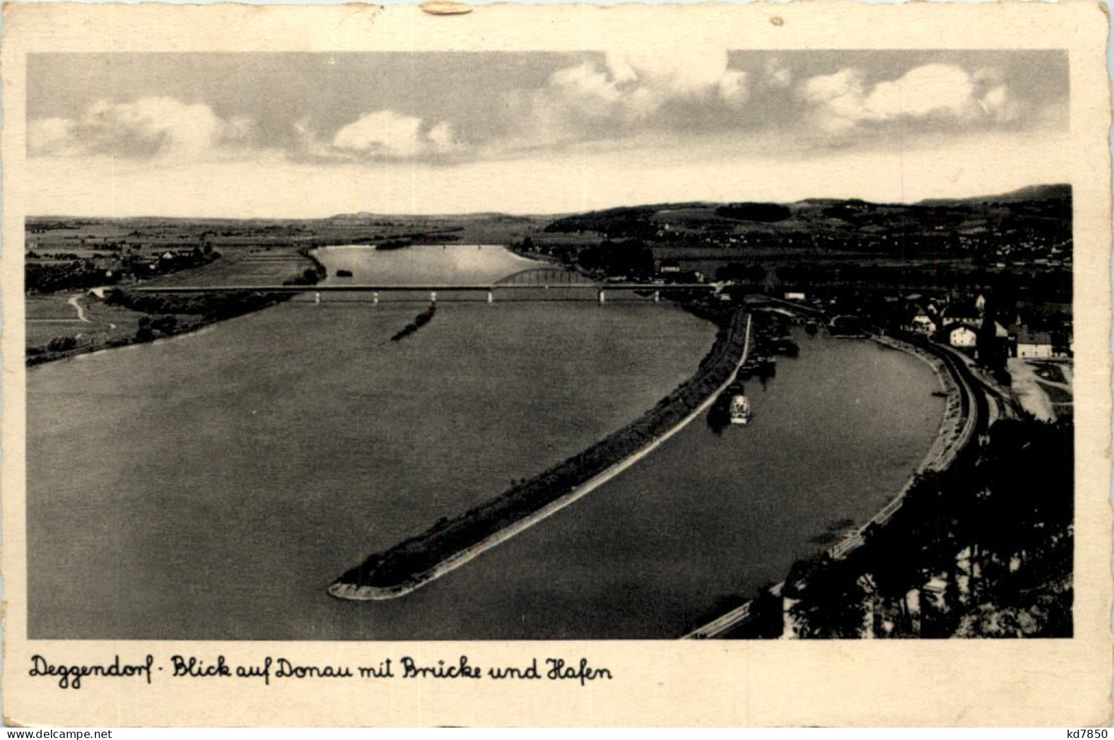 Deggendorf, Blick Auf Donau Mit Brücke Und Hafen - Deggendorf