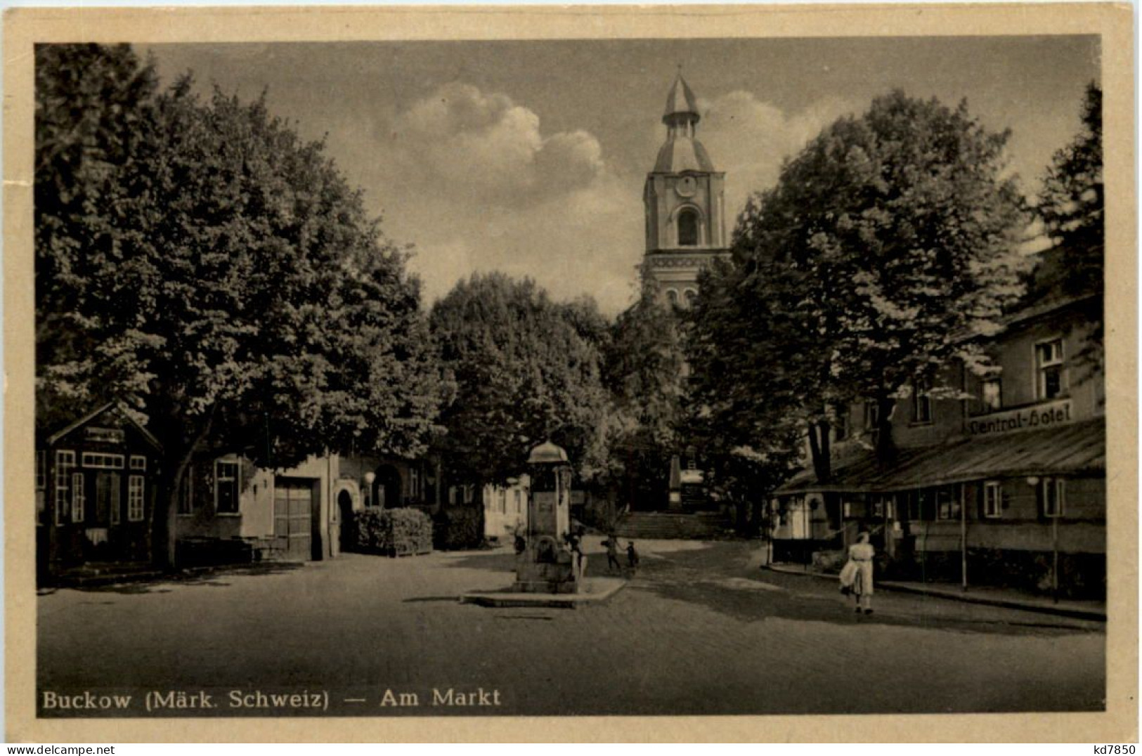 Buckow - Mark, Am Markt - Buckow