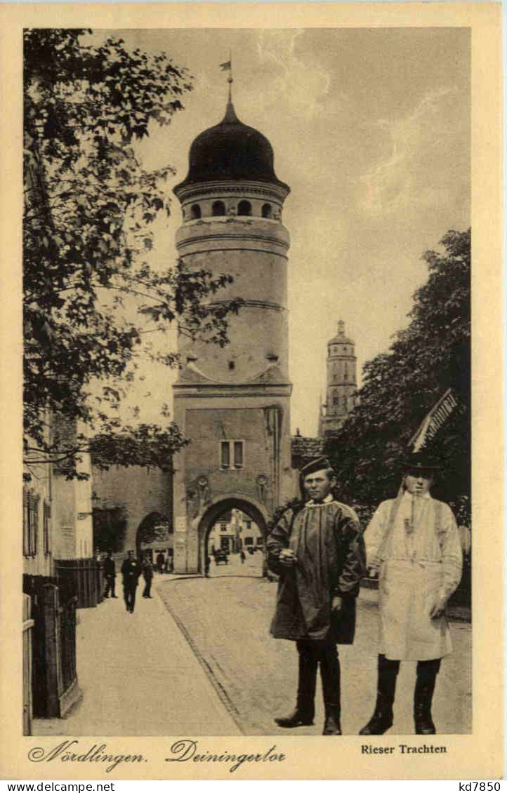 Nördlingen, Deinigertor, Rieser Trachten - Noerdlingen