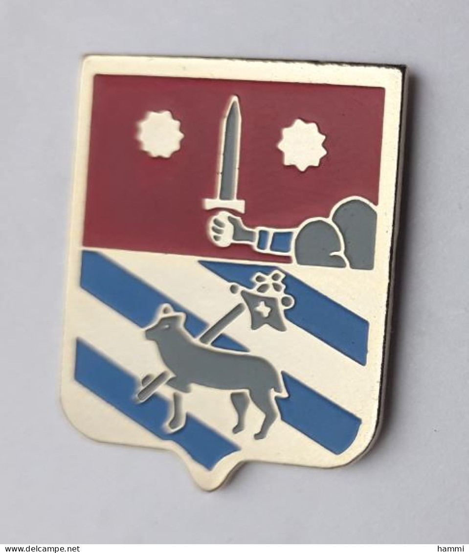 D174 Pin's Armoiries Bertrichamps Meurthe Et Moselle épée Mouton écusson Blason Achat Immédiat Immédiat - Cities