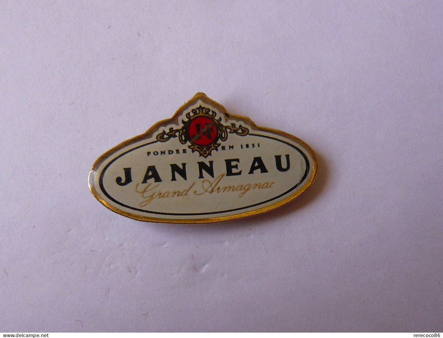 Pin S  GRAND ARMAGNAC JANNEAU A REUX CALVADOS 14 - Getränke