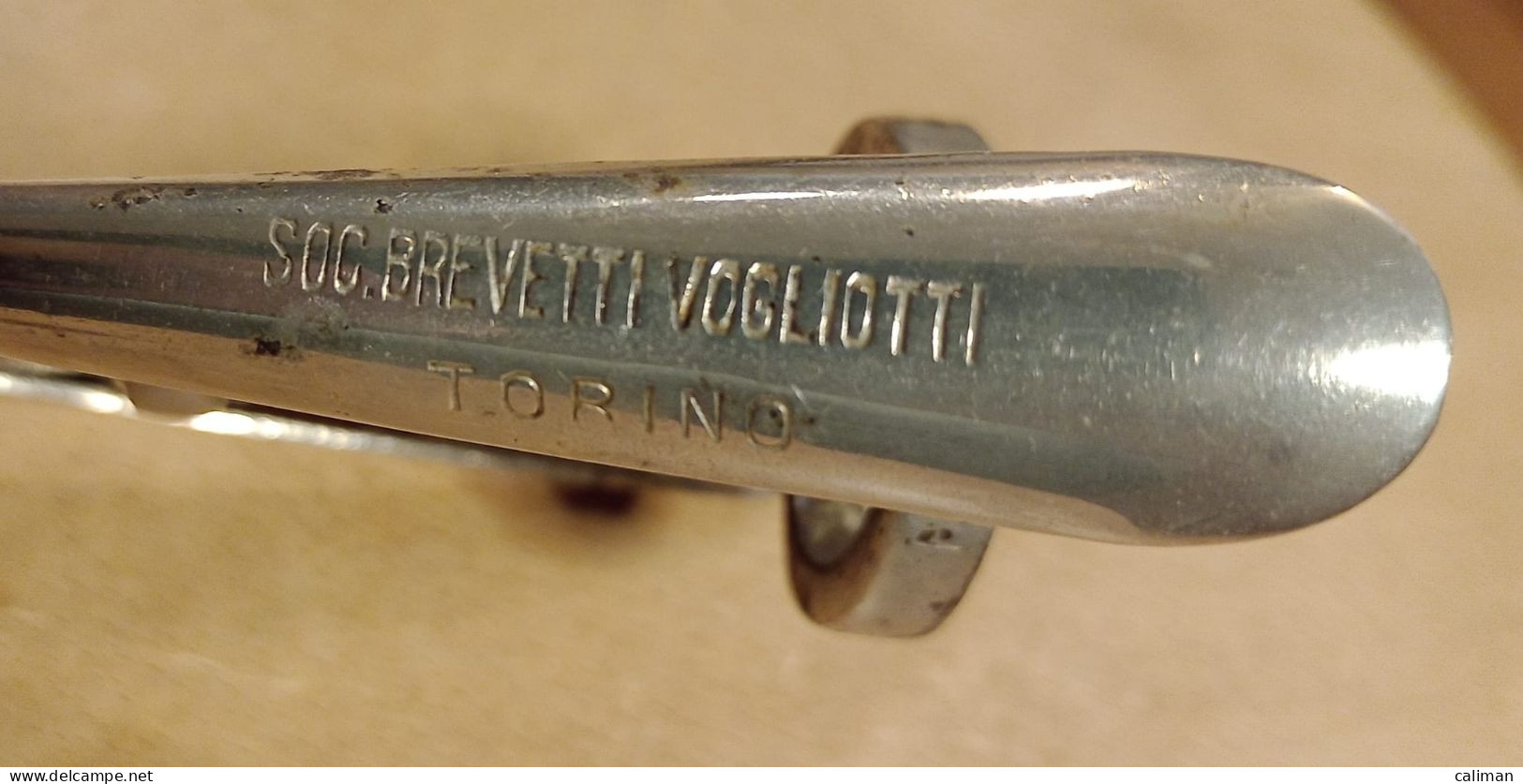 CAVATAPPI ANTICO CORKSCREW TIRE BOUCHON 1960 CIRCA VOGLIOTTI TORINO - Apri-bottiglie/levacapsule