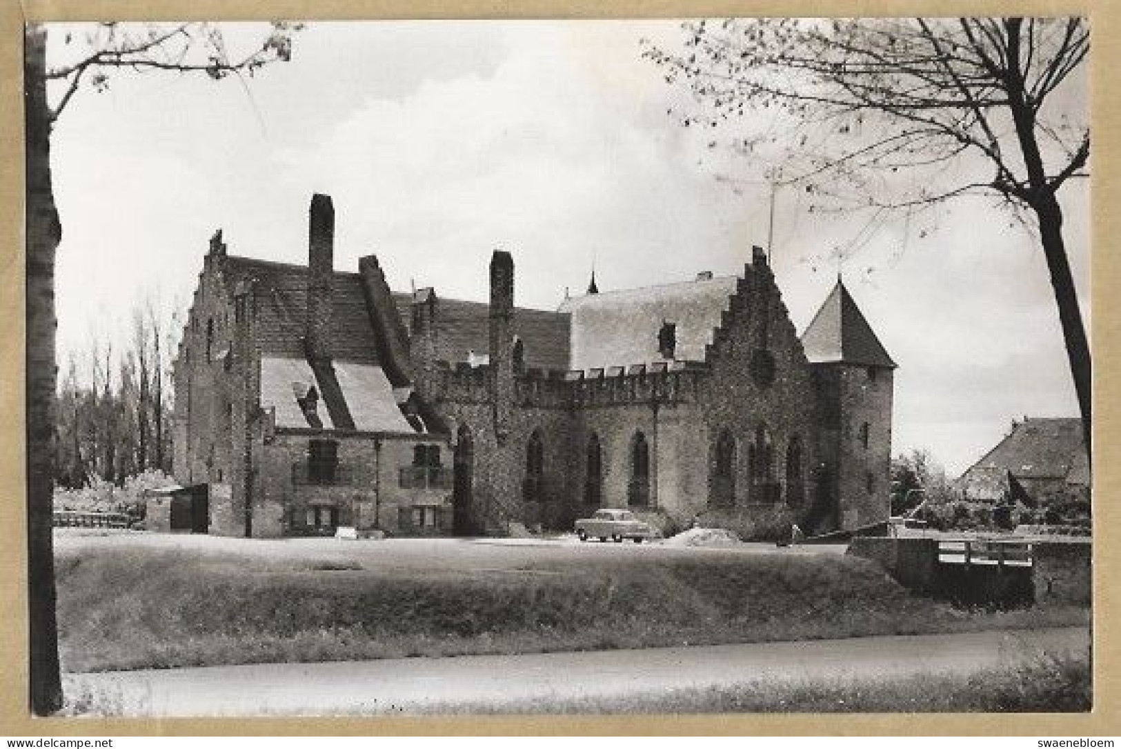 NL.- MEDEMBLIK  KASTEEL RADBOUD. ONGELOPEN. - Medemblik