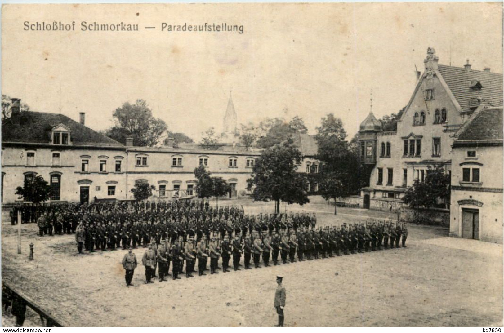 Lager Schmorkau, Schlosshof, Paradeaufstellung - Koenigsbrueck