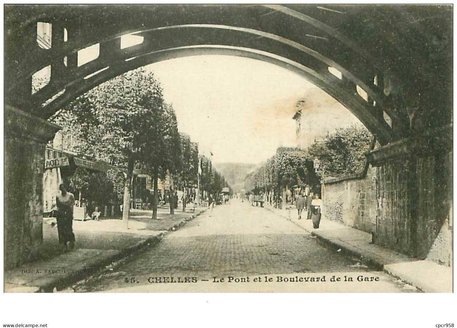 77.CHELLES.n°11782.LE PONT ET LE BOULEVARD DE LA GARE - Chelles