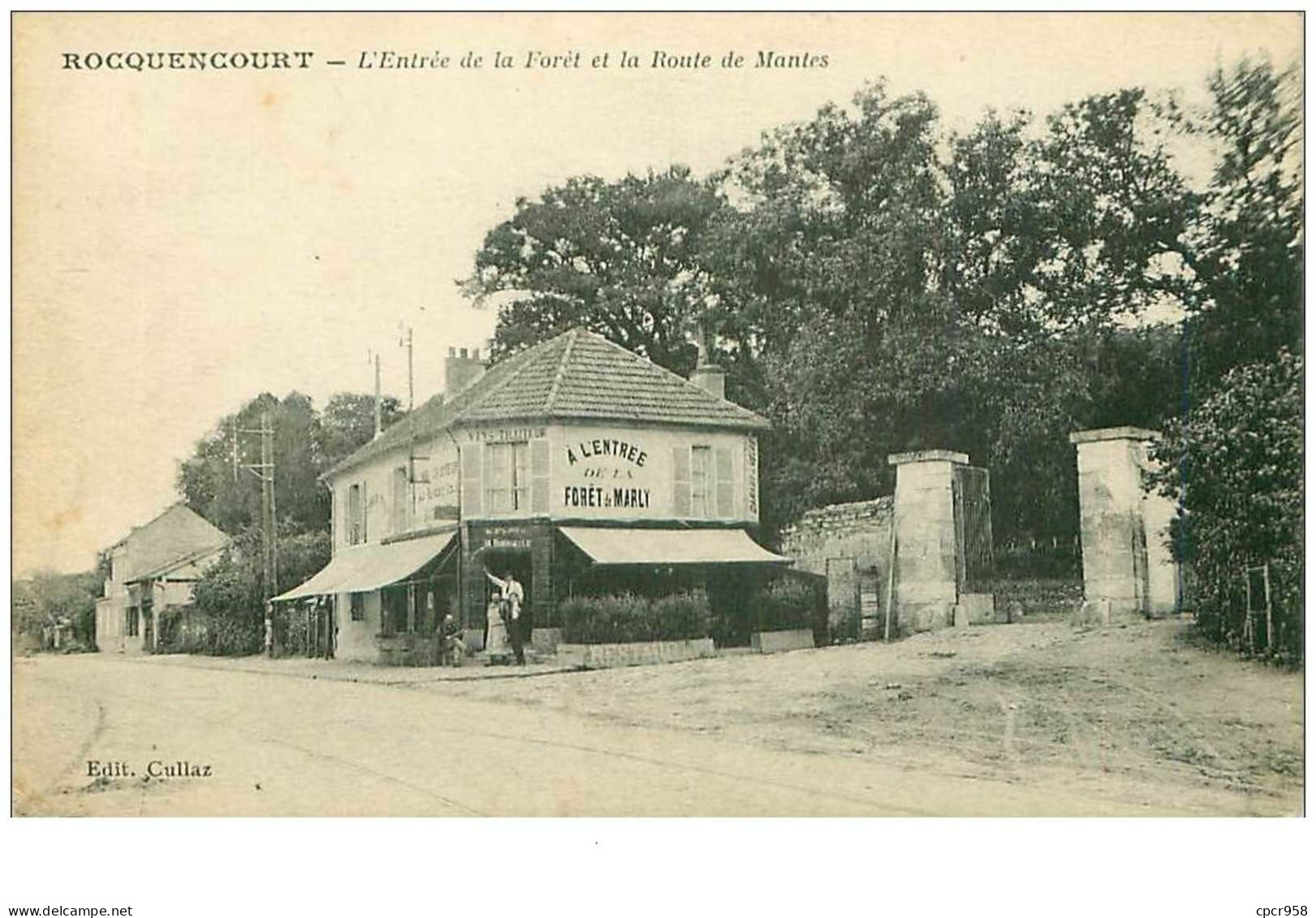 78.ROCQUENCOURT.n°13631.L'ENTREE DE LA FORET ET LA ROUTE DE MANTES.VINS TRAITEUR - Rocquencourt