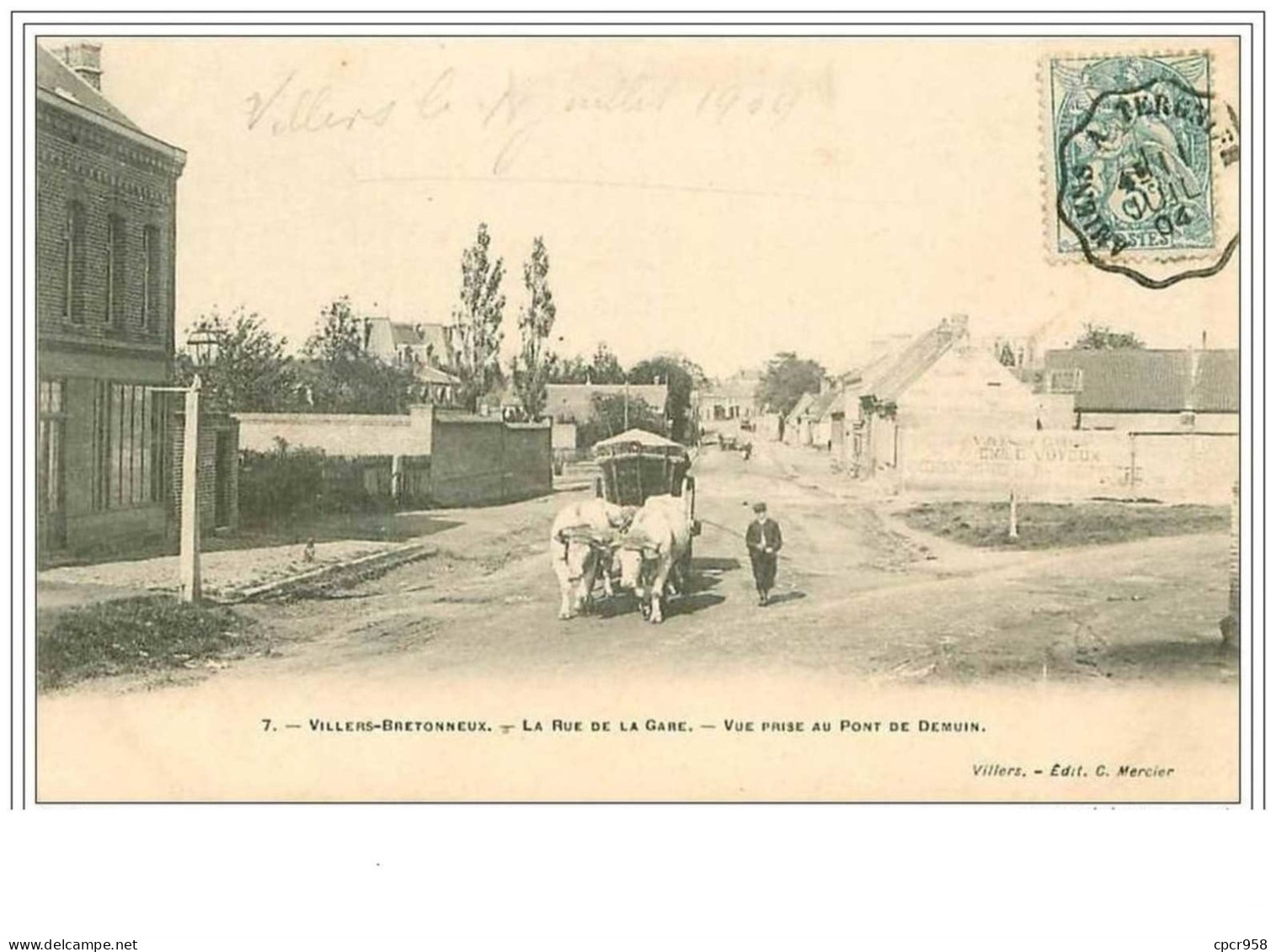 80.VILLERS-BRETONNEUX.LA RUE DE LA GARE.VUE PRISE AU PONT DE DEMUIN.BOEUFS - Villers Bretonneux