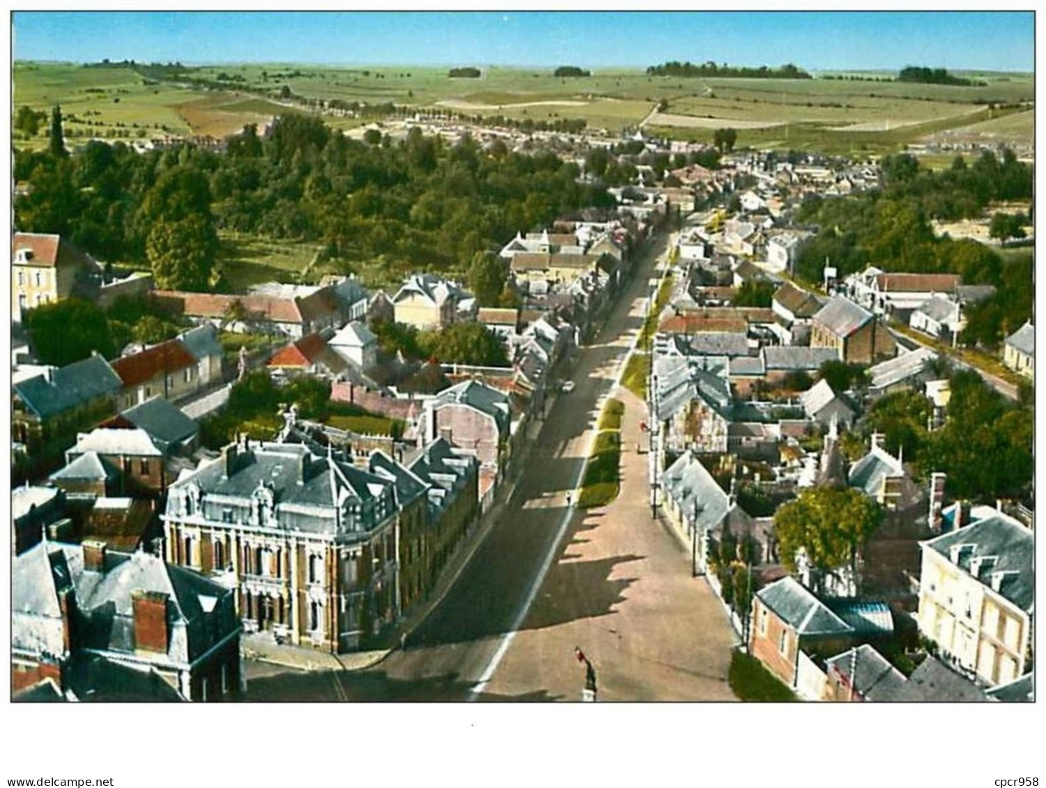 80.BEAUVAL.n°53.VUE GENERALE.EN AVION AU DESSUS DE.....CPSM - Beauval