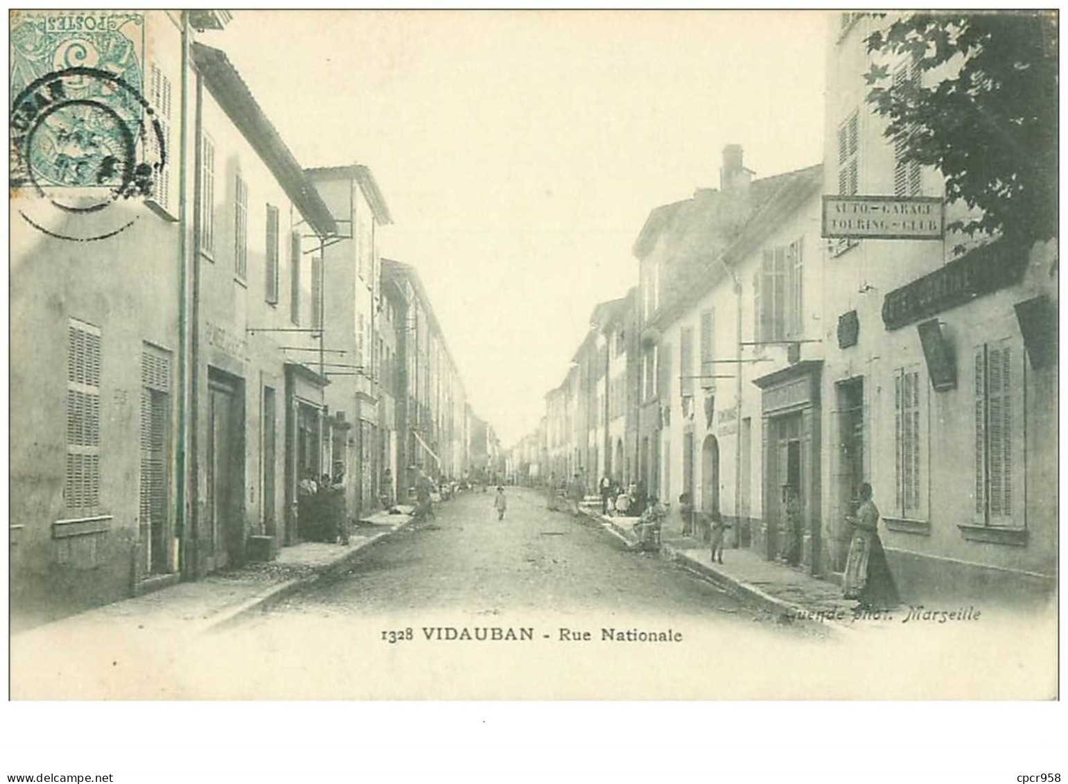 83 . N° 41142 . Vidauban.rue Nationale - Vidauban