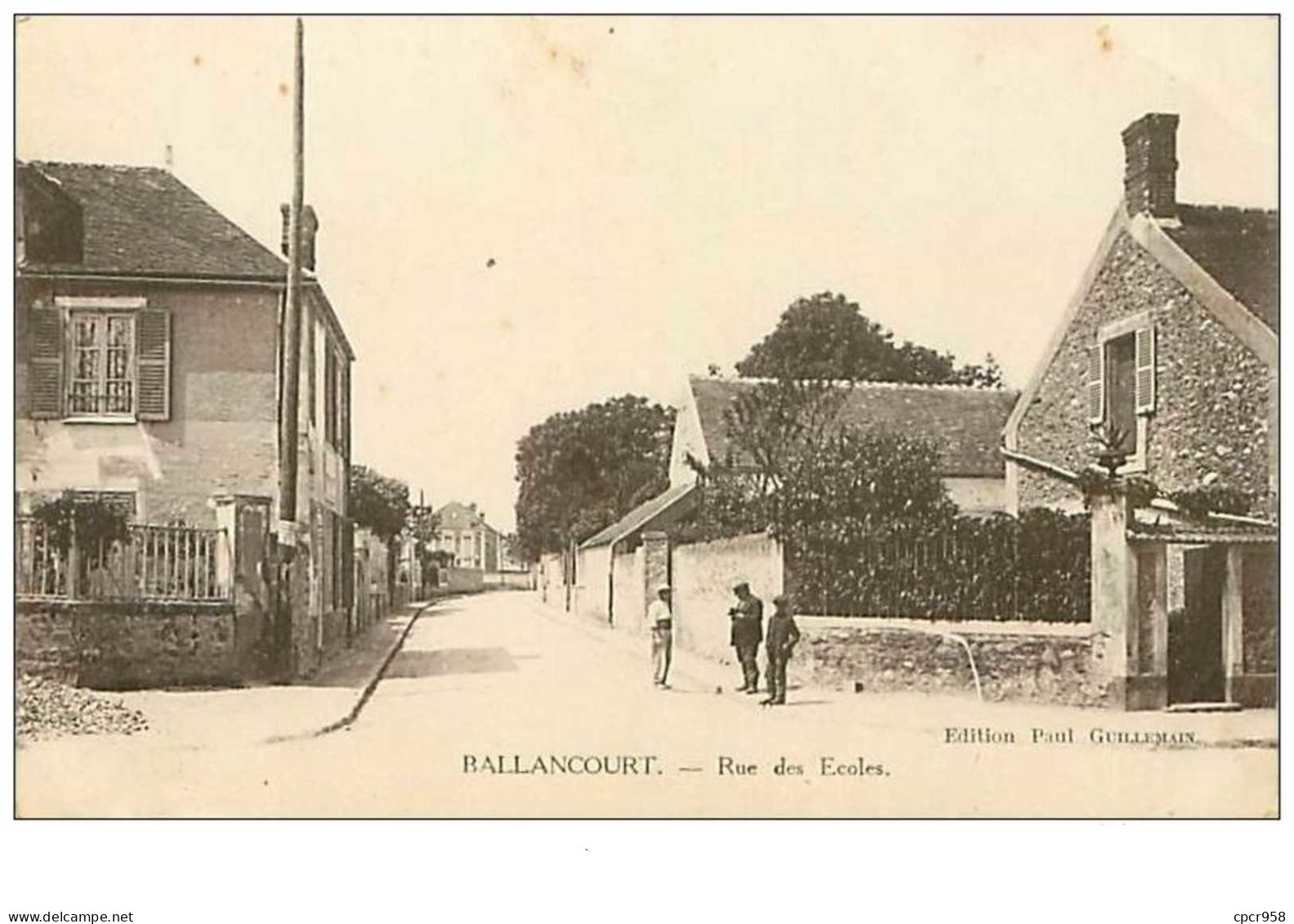 91.BALLANCOURT.n°224.RUE DES ECOLES - Ballancourt Sur Essonne