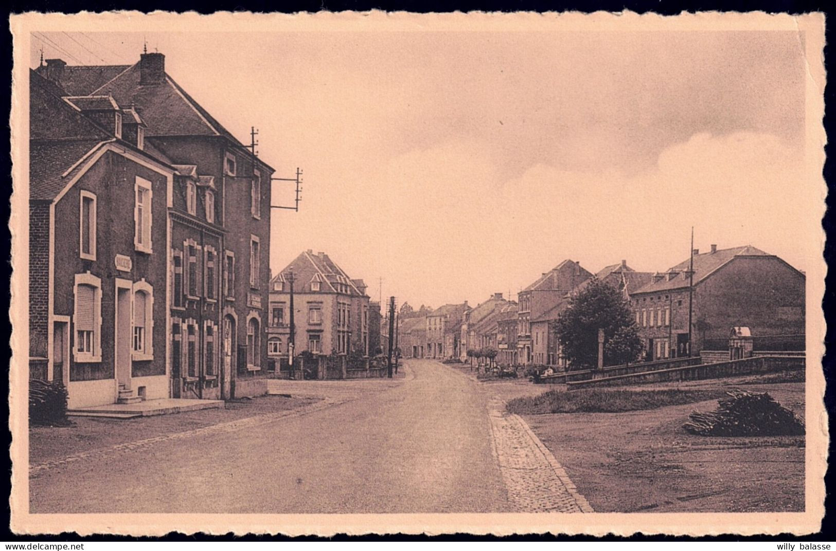 +++ CPA - MUSSON - Grand' Place Et Monument  // - Musson