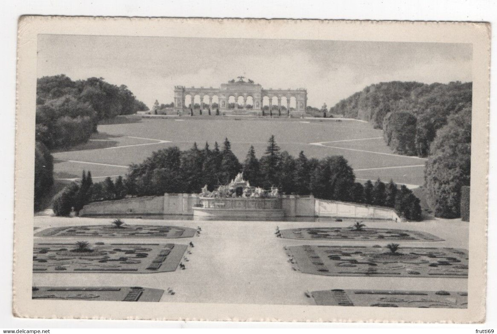 AK 212127 AUSTRIA - Wien - Schönbrunn - Neptungrotte Und Gloriette - Schloss Schönbrunn