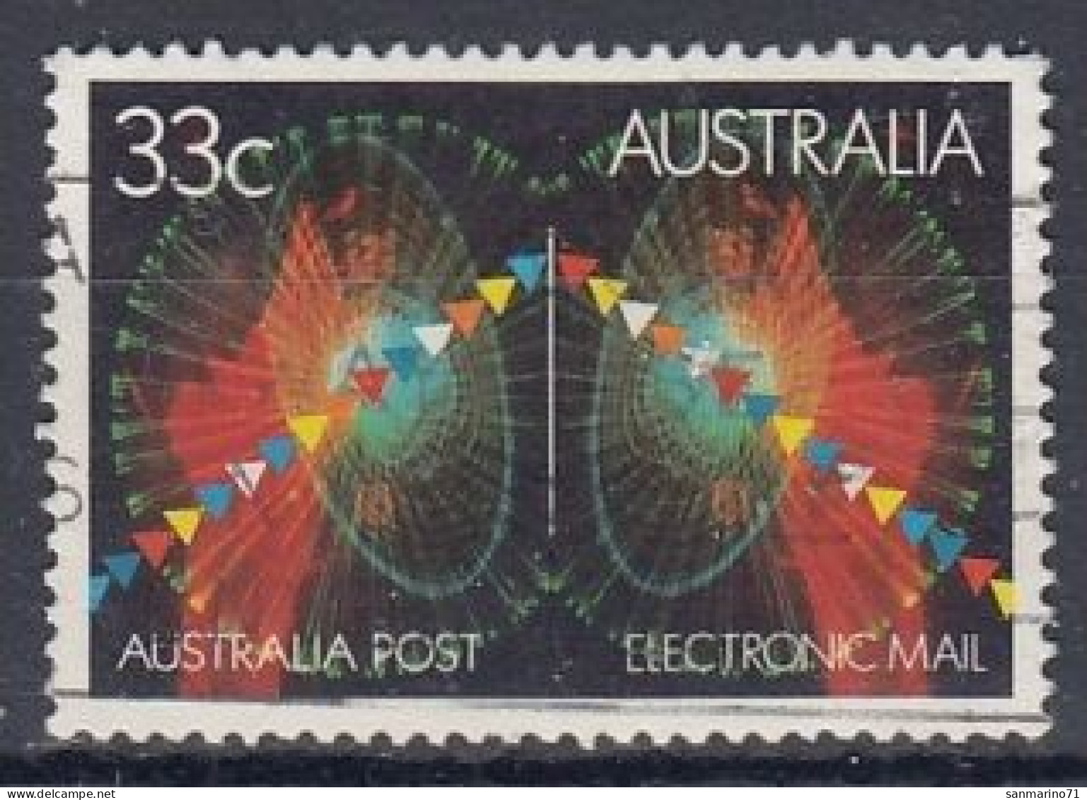 AUSTRALIA 945,used,falc Hinged - Usati