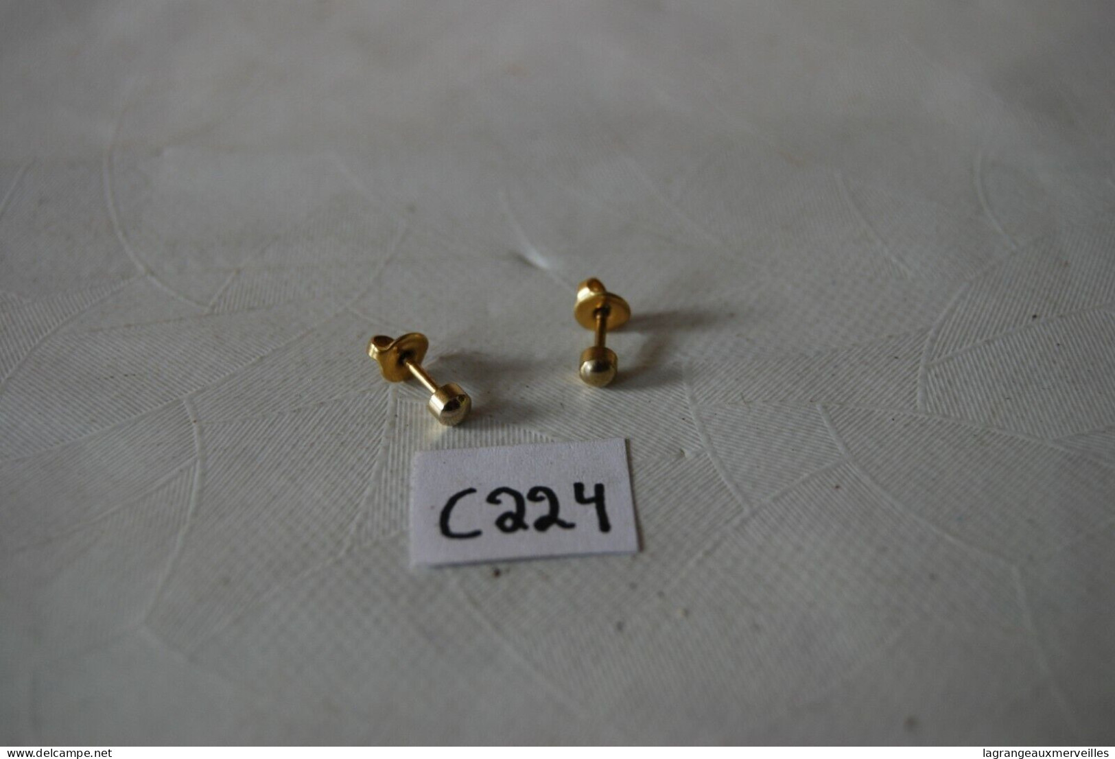 C224 Bijoux Anciens - Boucles D'oreilles - Plaque Or - Aretes