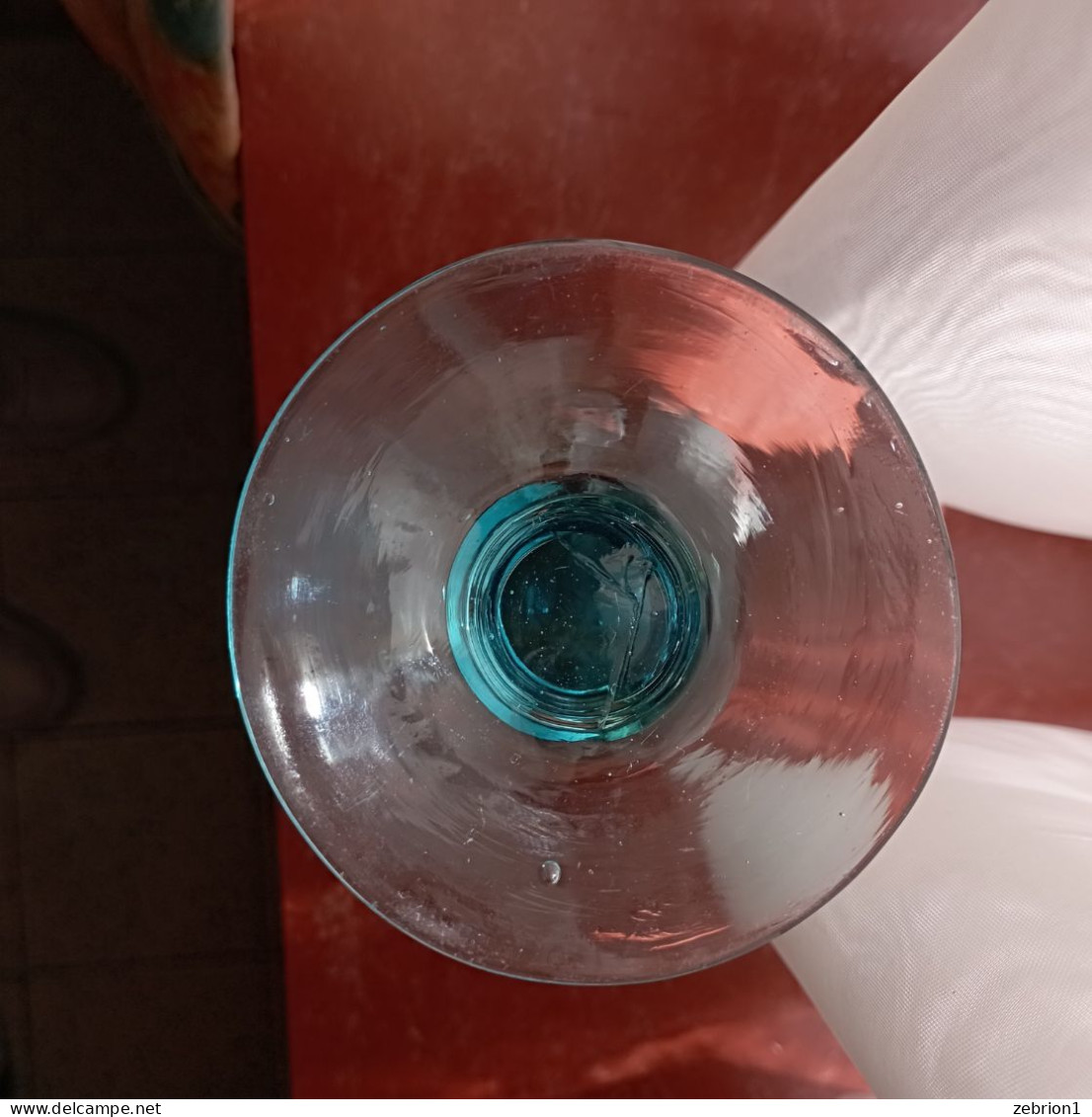 Ancien Verre Bleu , Verre Moulé ? Travail à La Pince Murano ? - Glass & Crystal