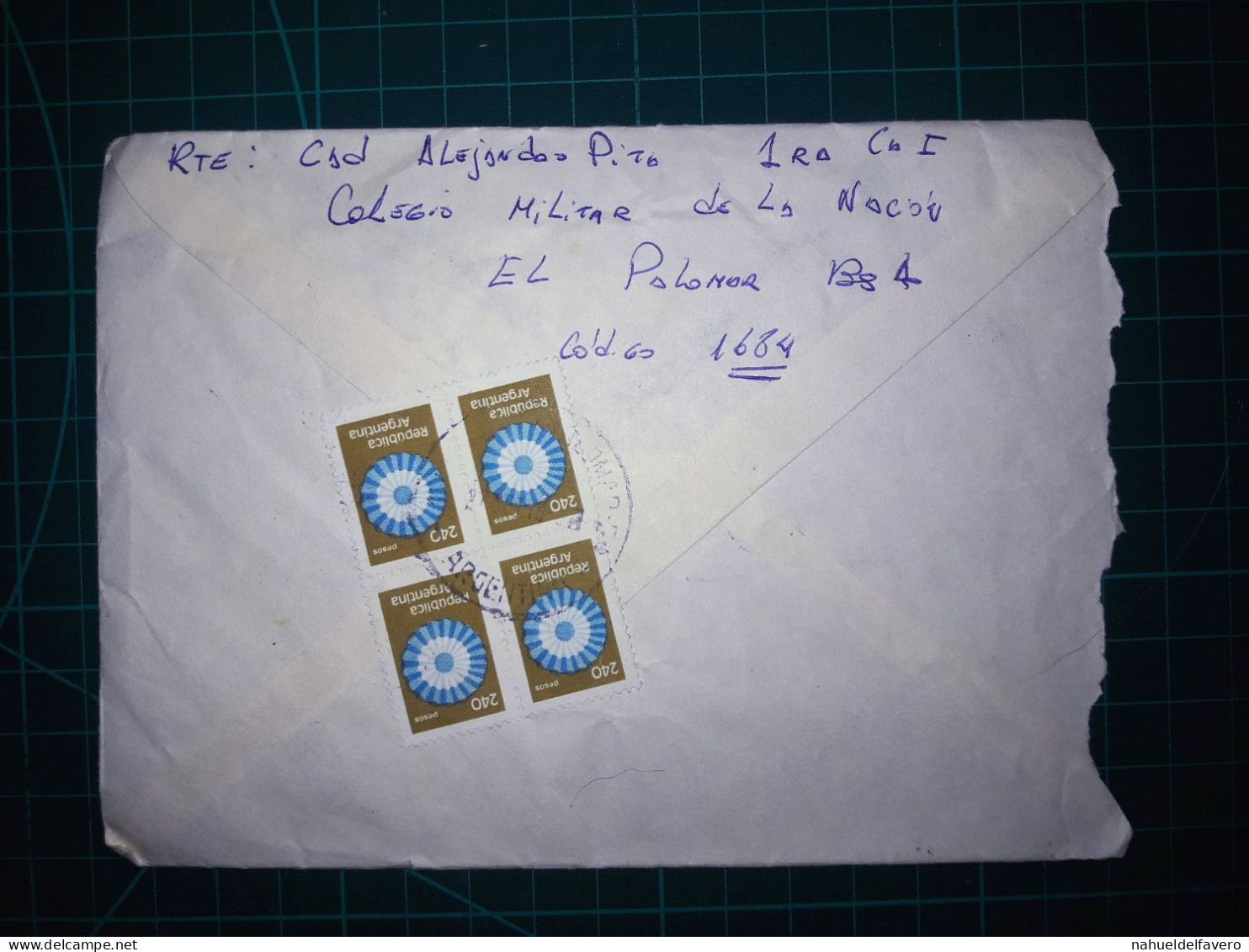 ARGENTINE; Enveloppe De "avec Divers Timbres-carte Postale Distribuée à Buenos Aires En 1979.. - Oblitérés