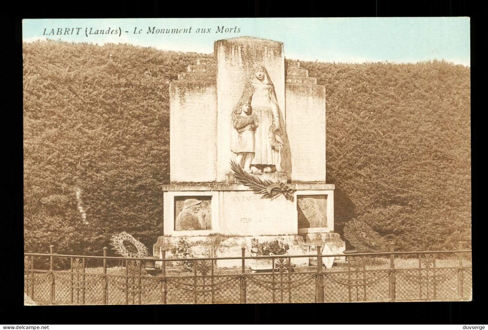 40 Landes Labrit Le Monument Aux Morts - Labrit